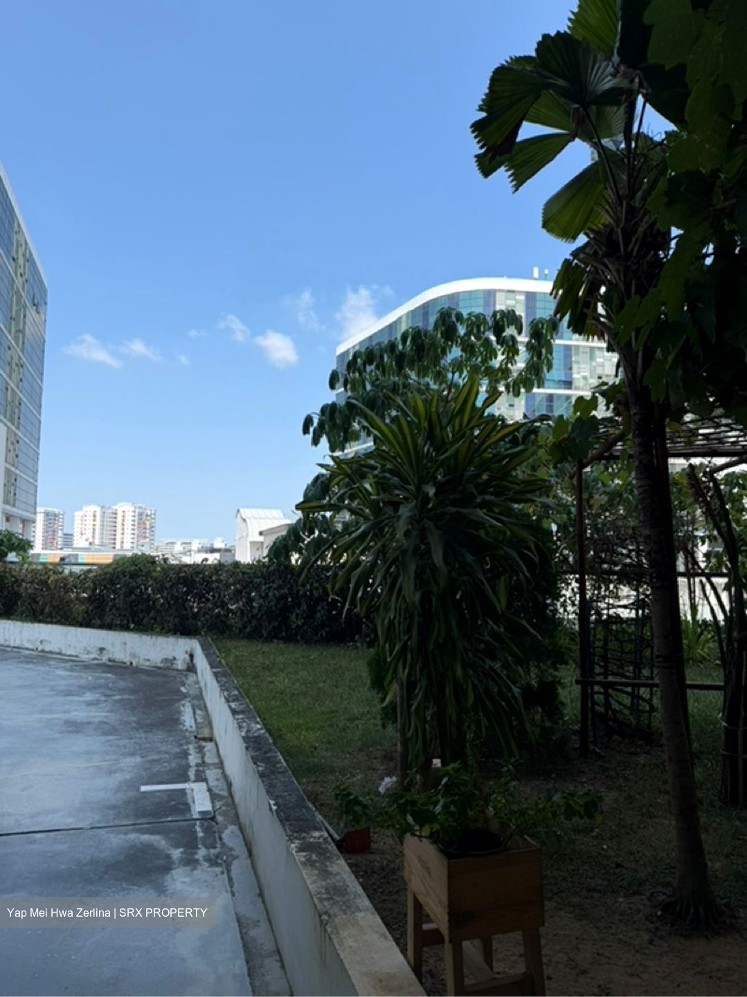 Oxley Bizhub (D14), Warehouse #538975561